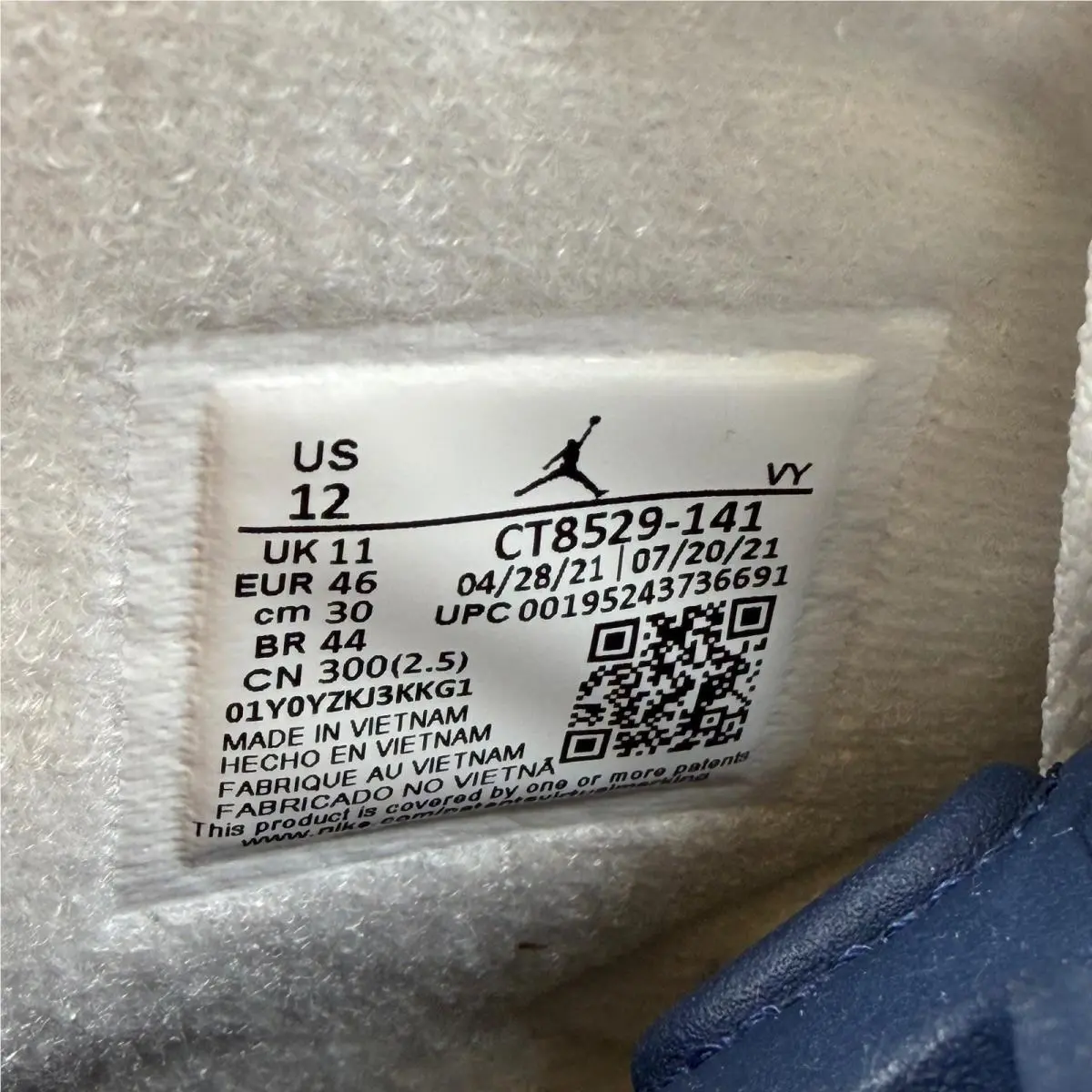 Nike shoes - Jordan 6 Retro Midnight Navy - White 5