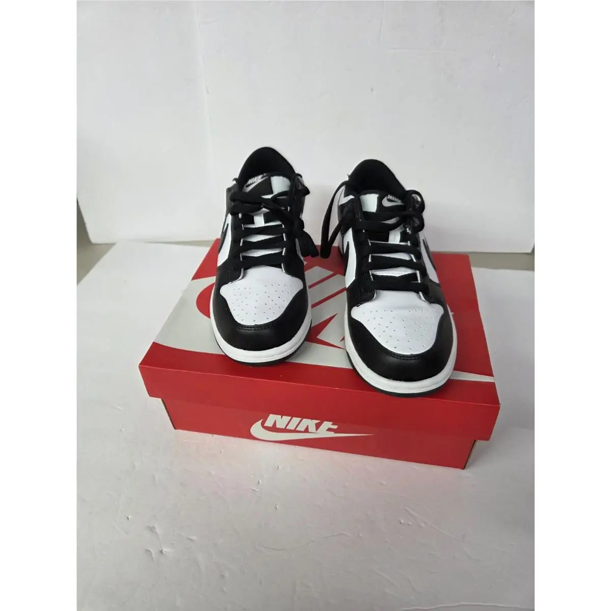 Nike Sneakers Dunk Low GS – White/black/white – Size 6.5Y CW1590-100