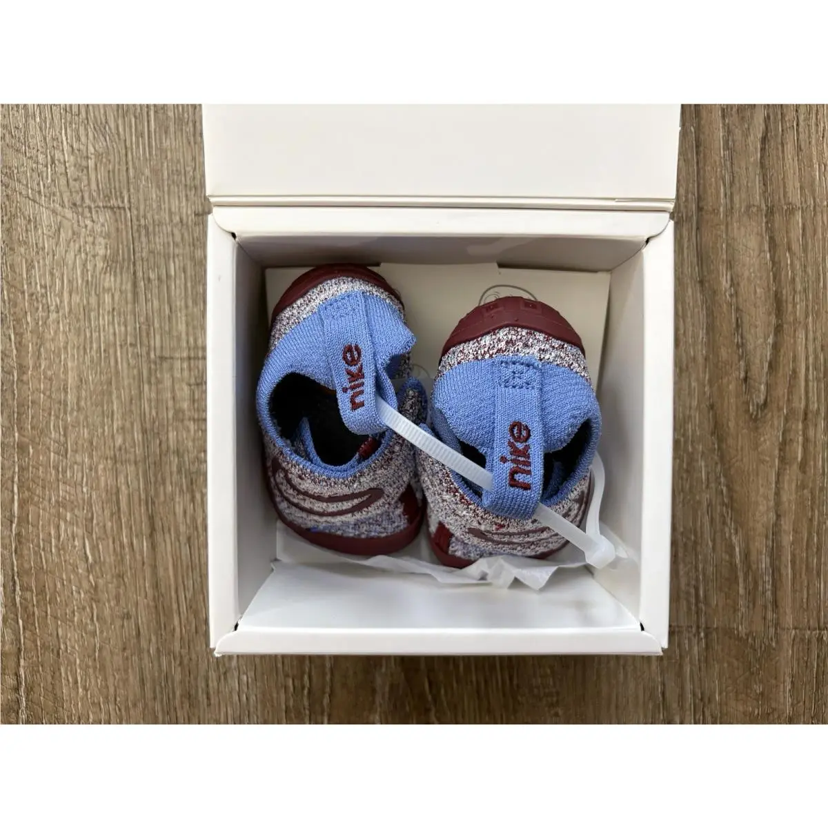 Nike shoes - Blue (UPC: 0198483561641) 0