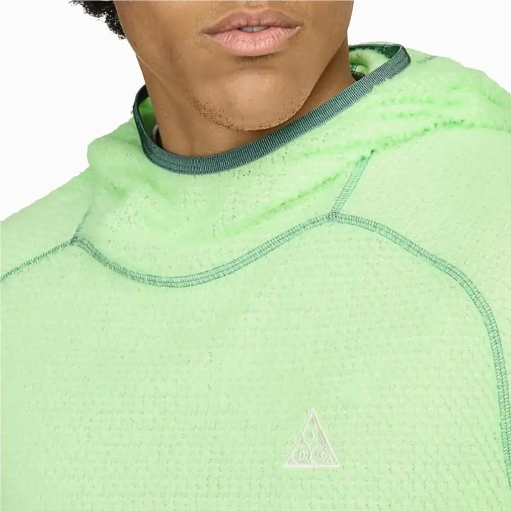 Nike clothing - Green (UPC: 196977930065) 2