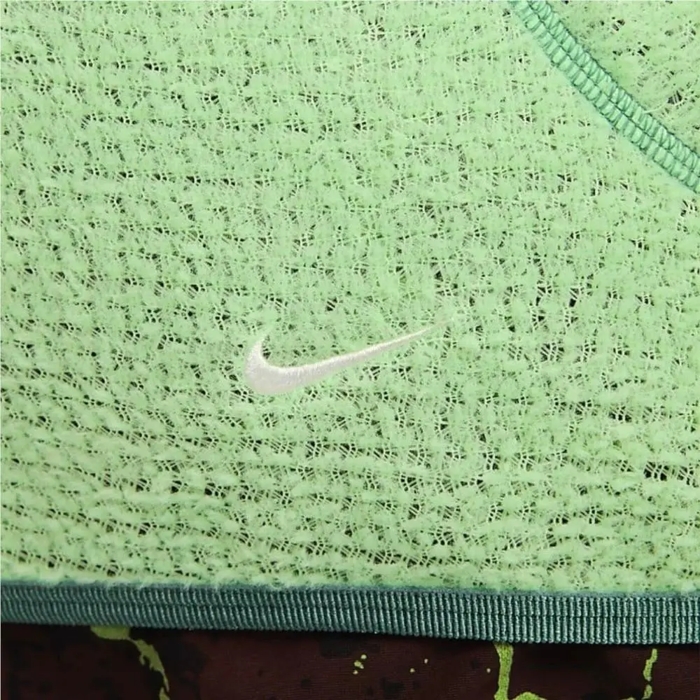 Nike clothing - Green (UPC: 196977930065) 5