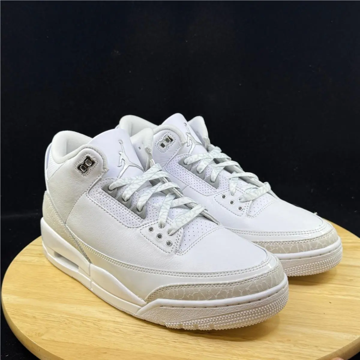 Nike shoes - White 2