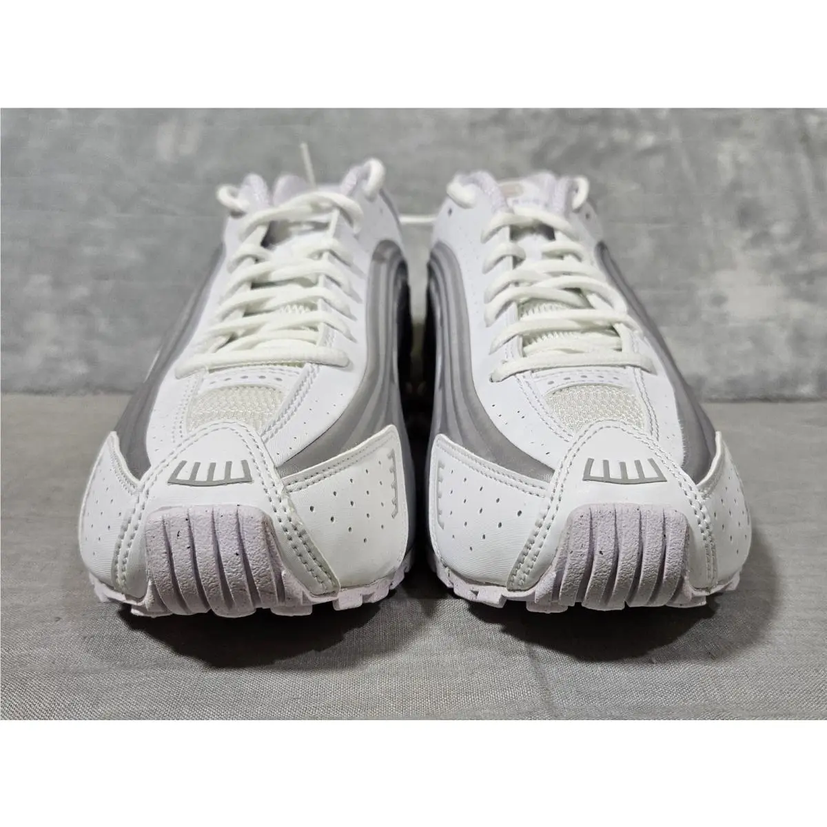 Nike shoes - Nike Shox - Shox - HF5076 - Silver 1