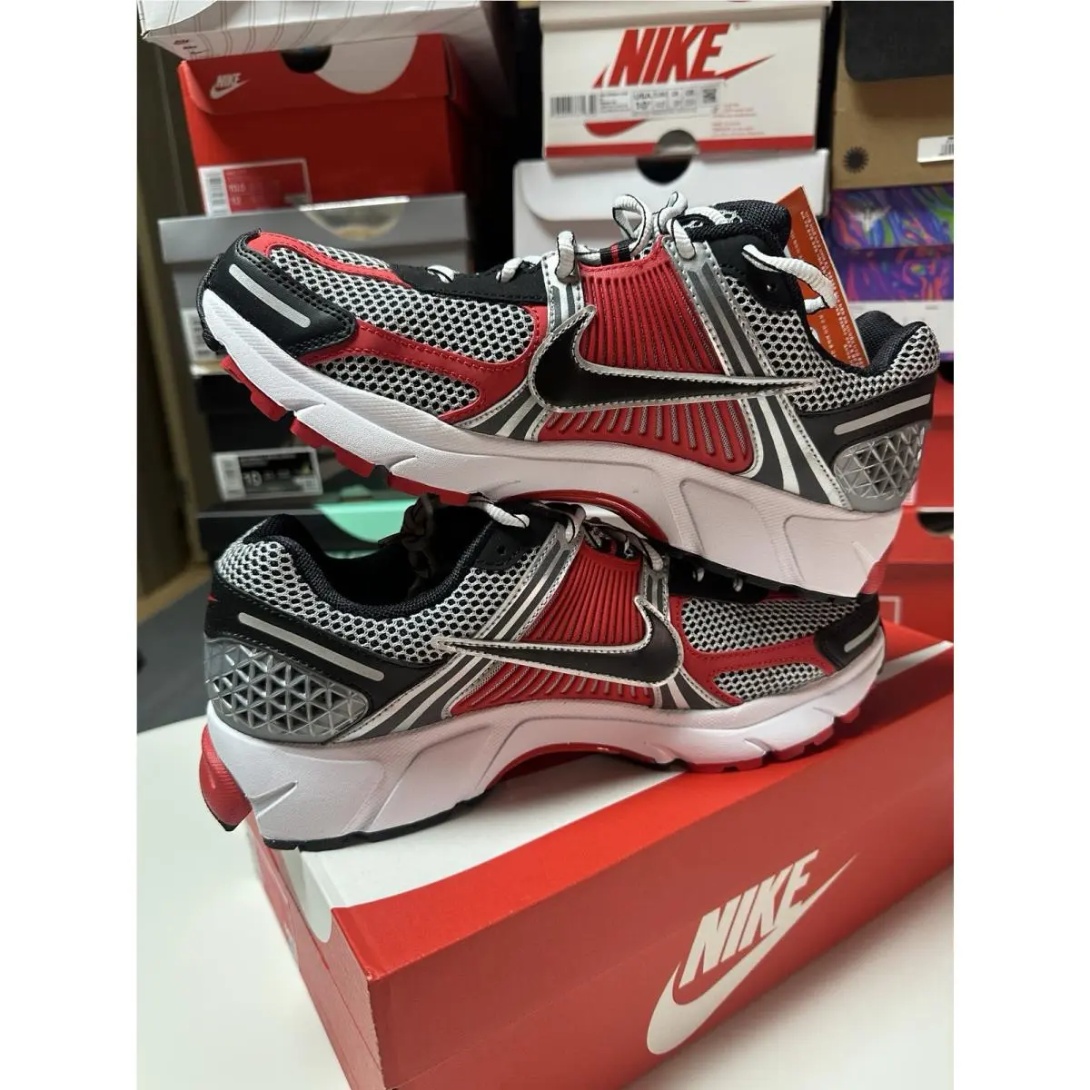 Nike shoes - Nike Vomero 5 - Vomero - HV0926–095 - Red metallic silver black 1