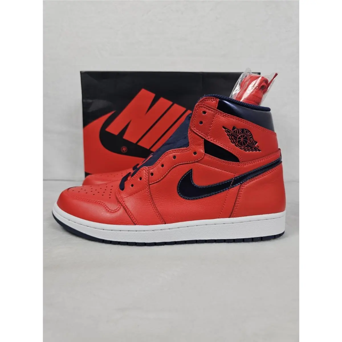 Nike Air Jordan 1 Retro OG High David Letterman Size 10.5 555088-606