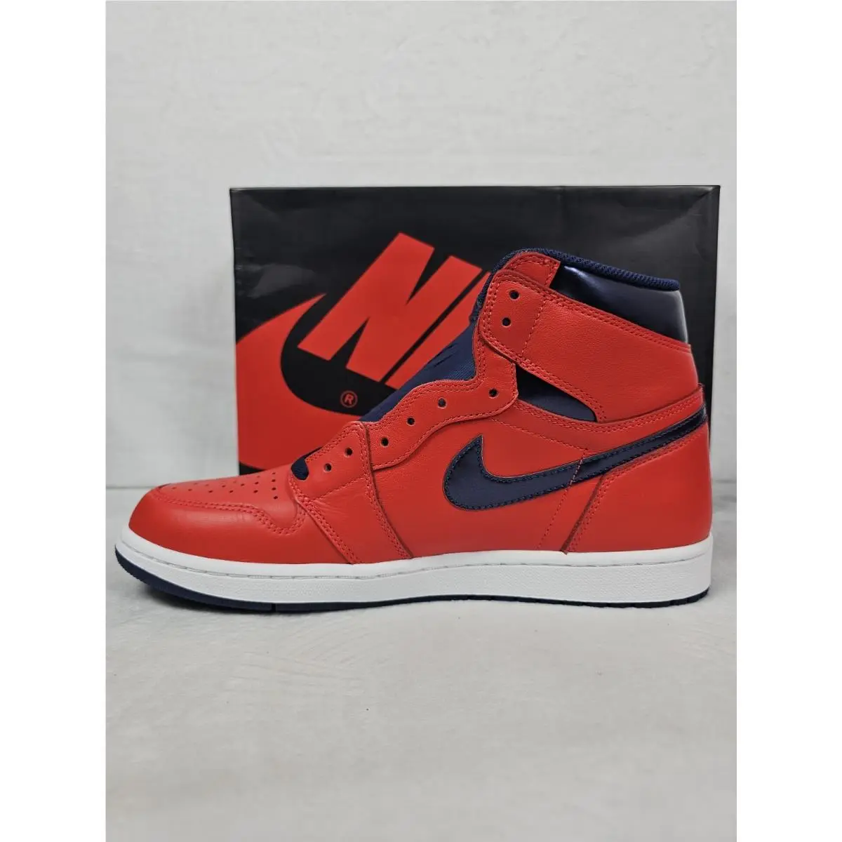 Nike shoes - Air Jordan 1 - Air - 555088-606 - Red 1