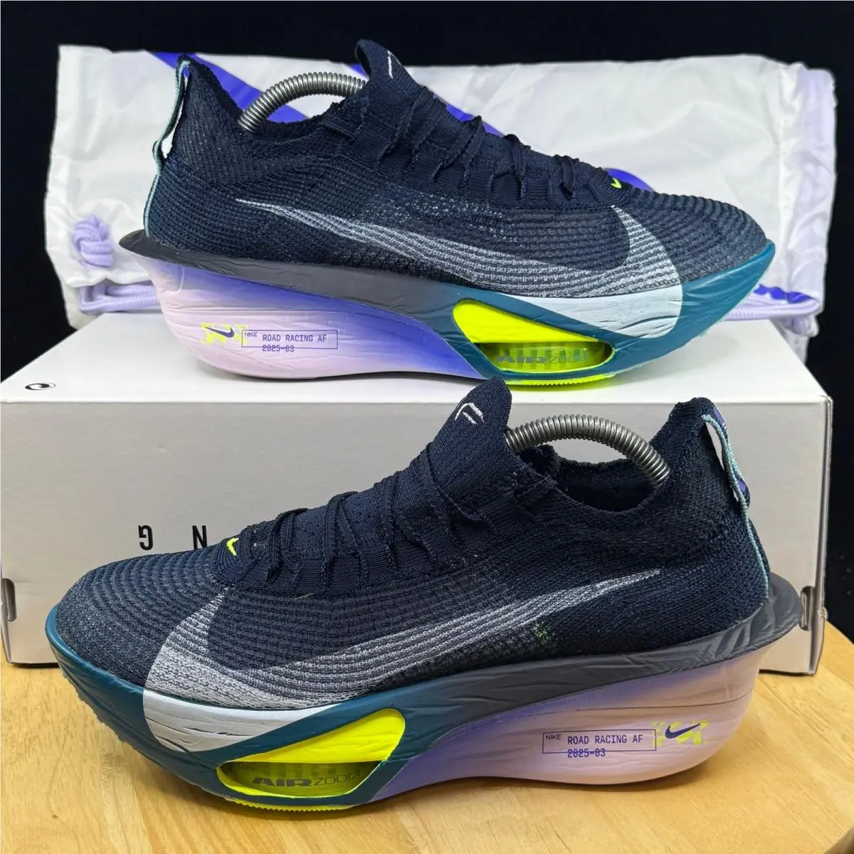 Men`s Sz 11.5 Nike Air Zoom Alphafly Next% 3 Obsidian Persian Violet FD8311-401