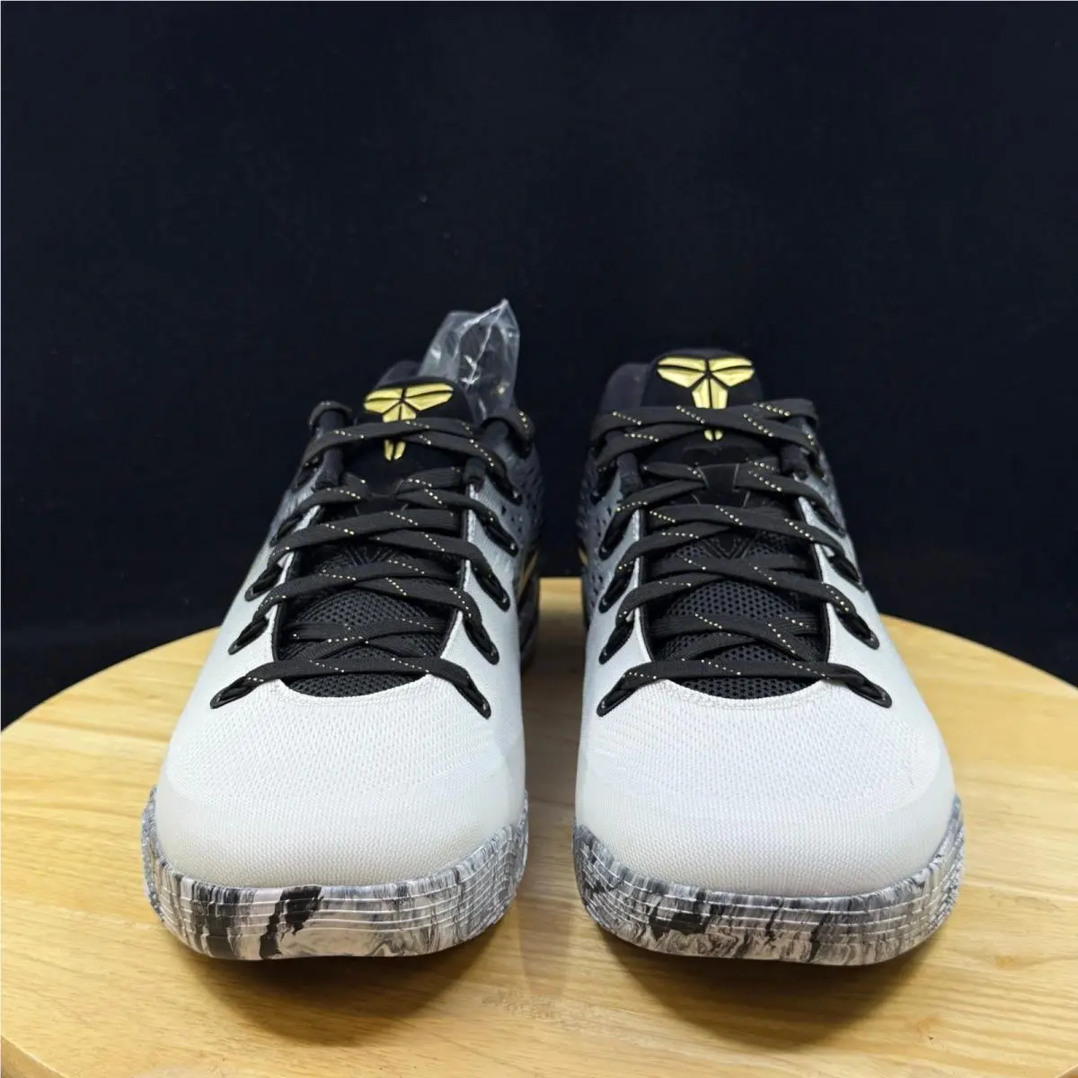Nike shoes - White 1
