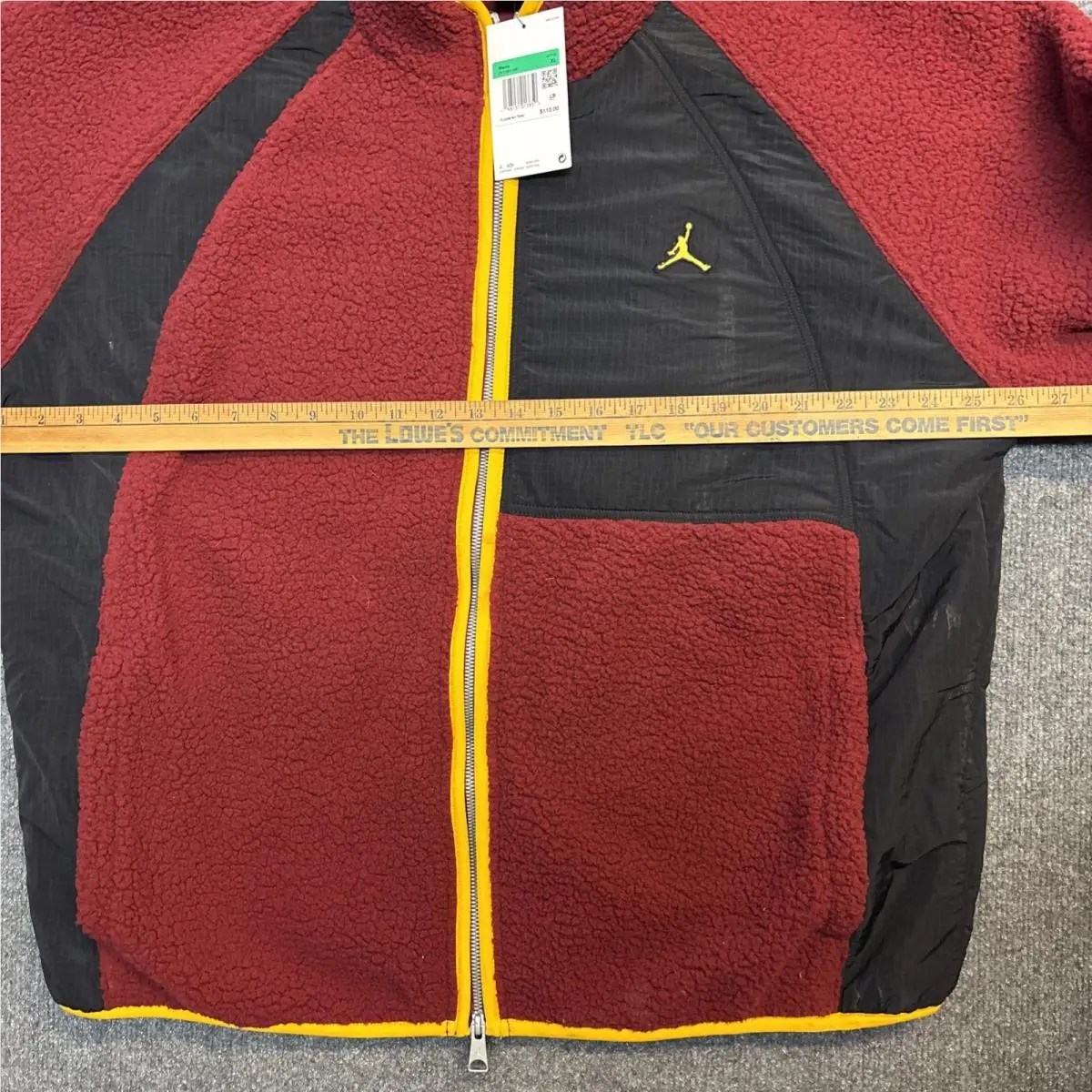Nike clothing - Red 3