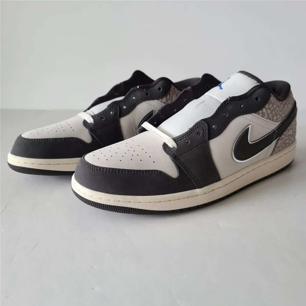 Nike shoes - Air Jordan 1 Low SE - IU2268-100 - Gray (UPC: 198730049304) 1