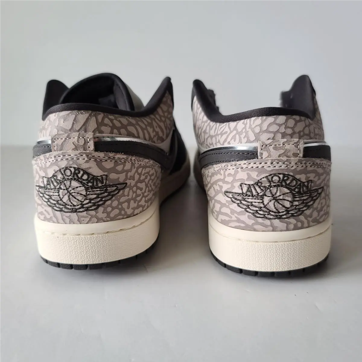 Nike shoes - Air Jordan 1 Low SE - IU2268-100 - Gray (UPC: 198730049304) 2