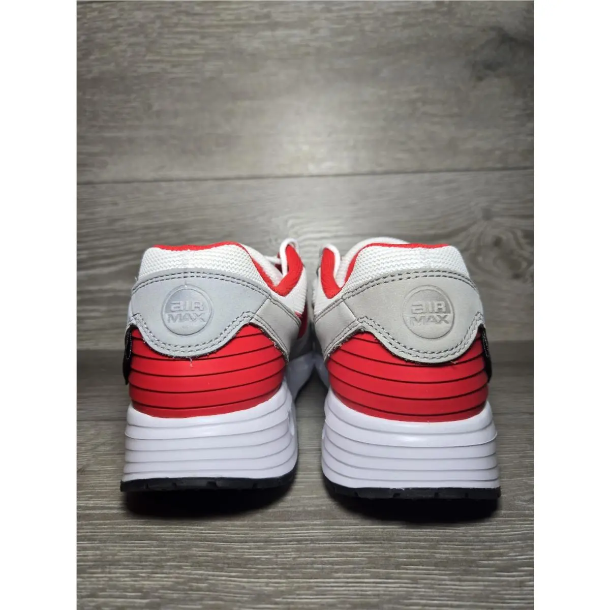 Nike shoes - Nike Air Max Verse - Air Max Verse - IB3220 100 - white / University Red 3