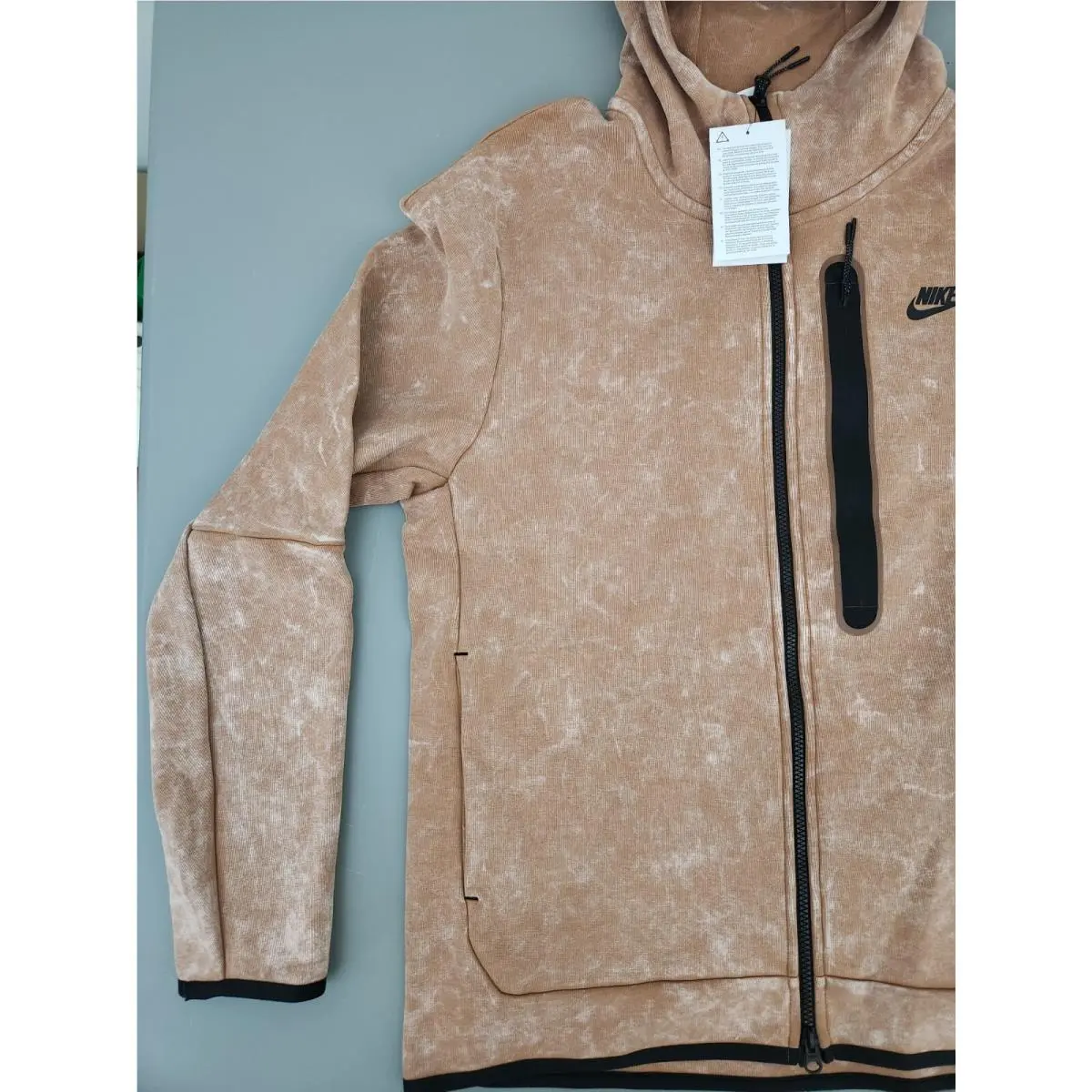 Nike clothing - Mineral Clay 0