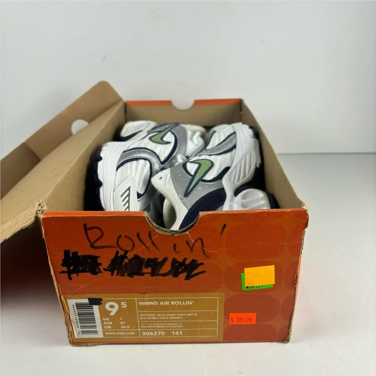 Nike shoes - White 6