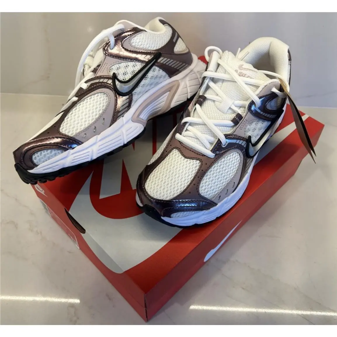 Nike shoes - White/Tattoo/Black/Metallic Platinum (UPC: 198729509413) 1