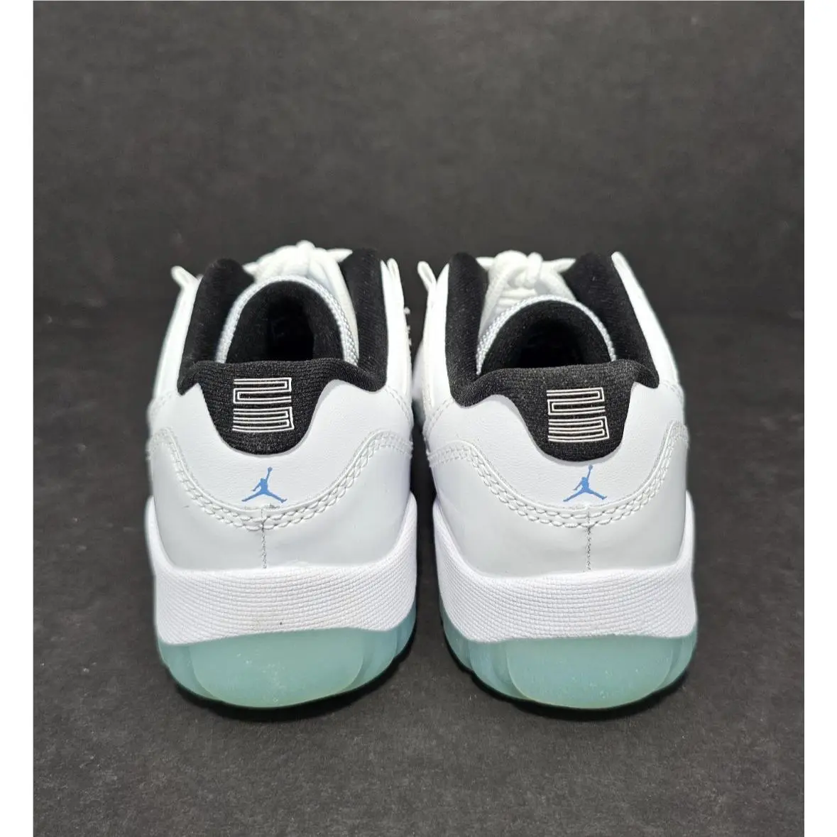Nike shoes - Jordan 11 - White 5