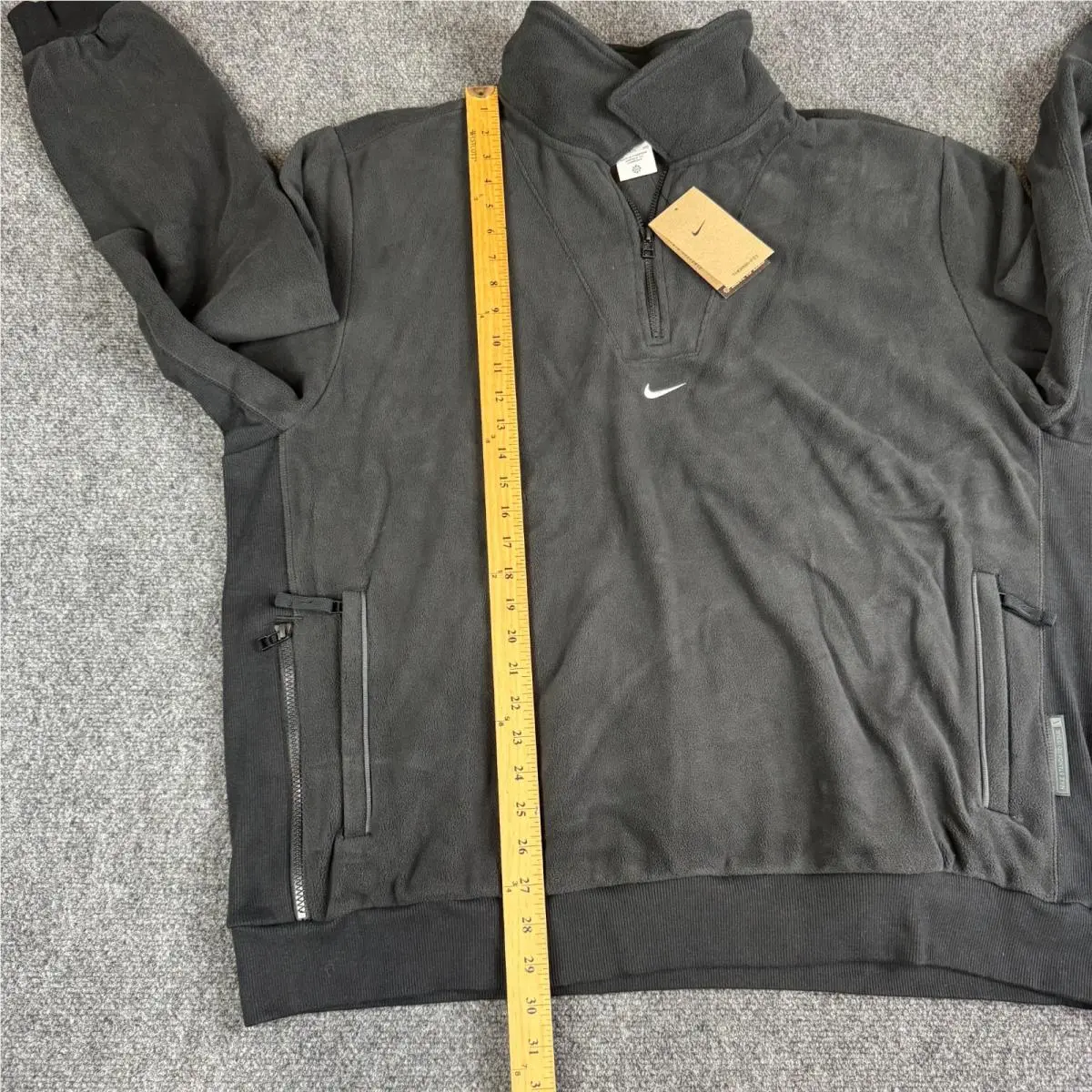 Nike clothing - Black (UPC: 197601360524) 5