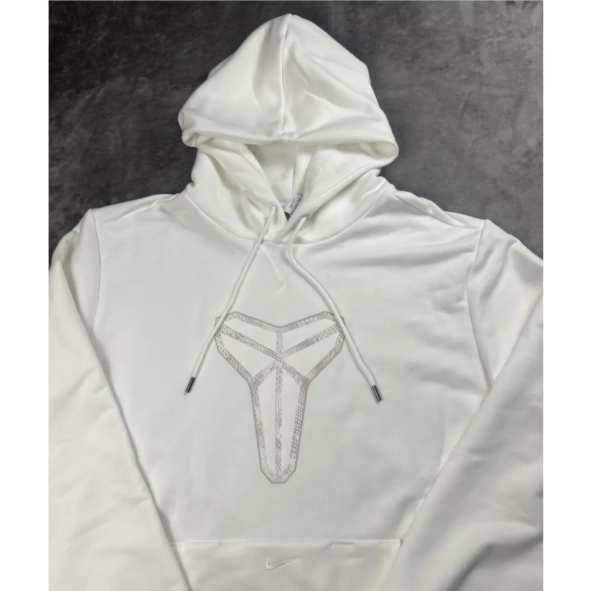 Nike Kobe Halo Mamba Day Men’s 2XL Pullover Hoodie Dri-fit White HF0066-100