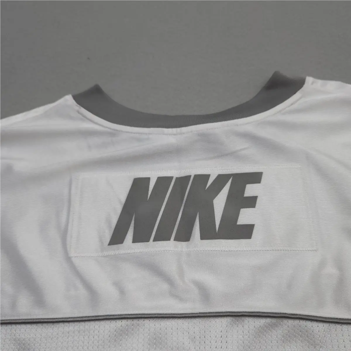 Nike clothing - Gray 8