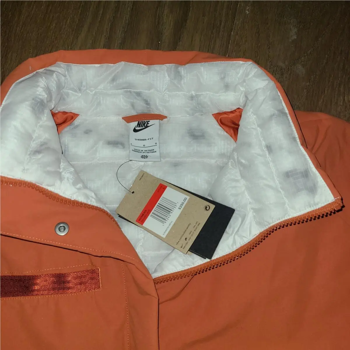 Nike clothing - DD4650 825 - Rust 1