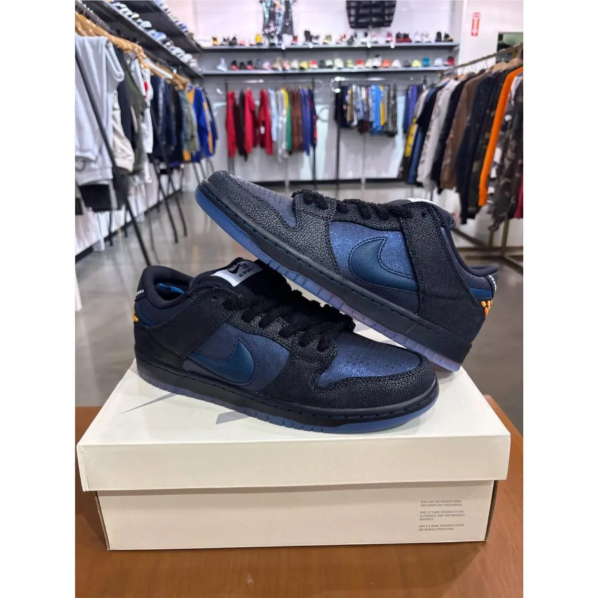 Nike SB Dunk Low Bluetile Skateboards Size 10