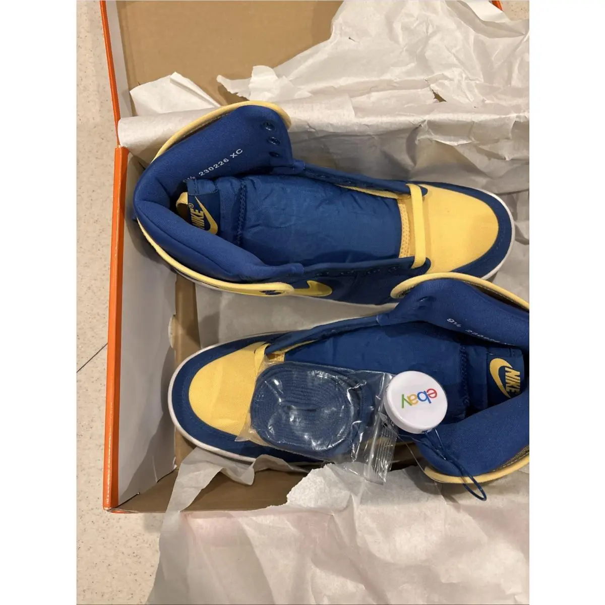 Nike shoes - Nike Air Jordan 1 - Air - Blue 3