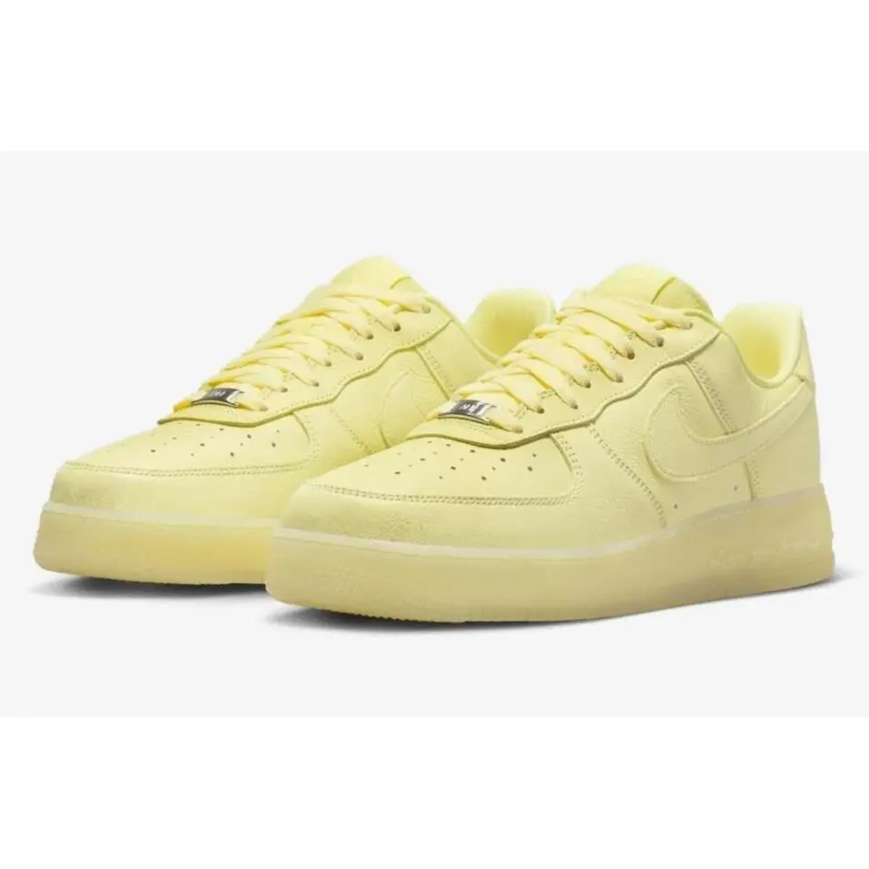 Nike Mens Sz 11 Air Force 1 Low Certified Lover Boy Citron Tint CZ8065-800 Nby