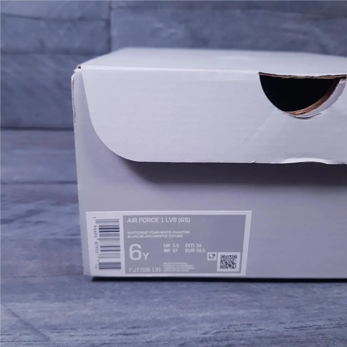 Nike shoes - Nike Air Force 1 LV8 - White 5