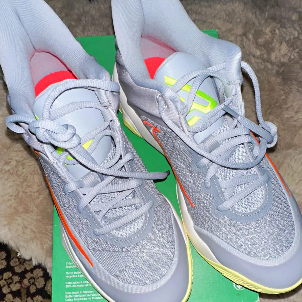 Nike Giannis Immortality 4 Wolf Grey Metallic Silver FQ3680-009 Men`s Sz 7.5