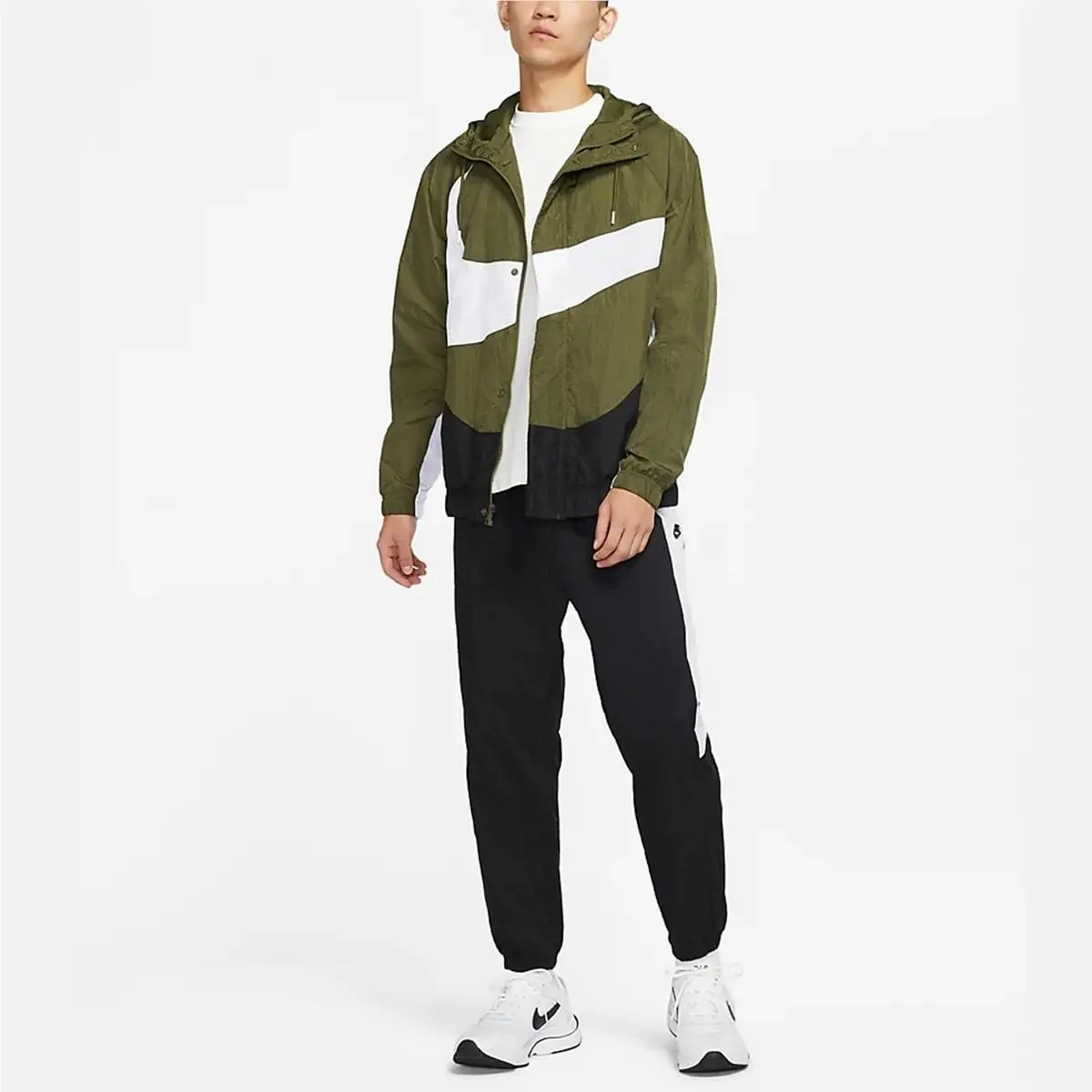 Nike clothing - Green 1