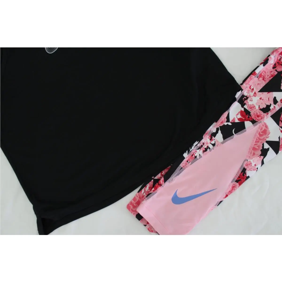 Nike clothing - PINK (UPC: 194493346469) 8
