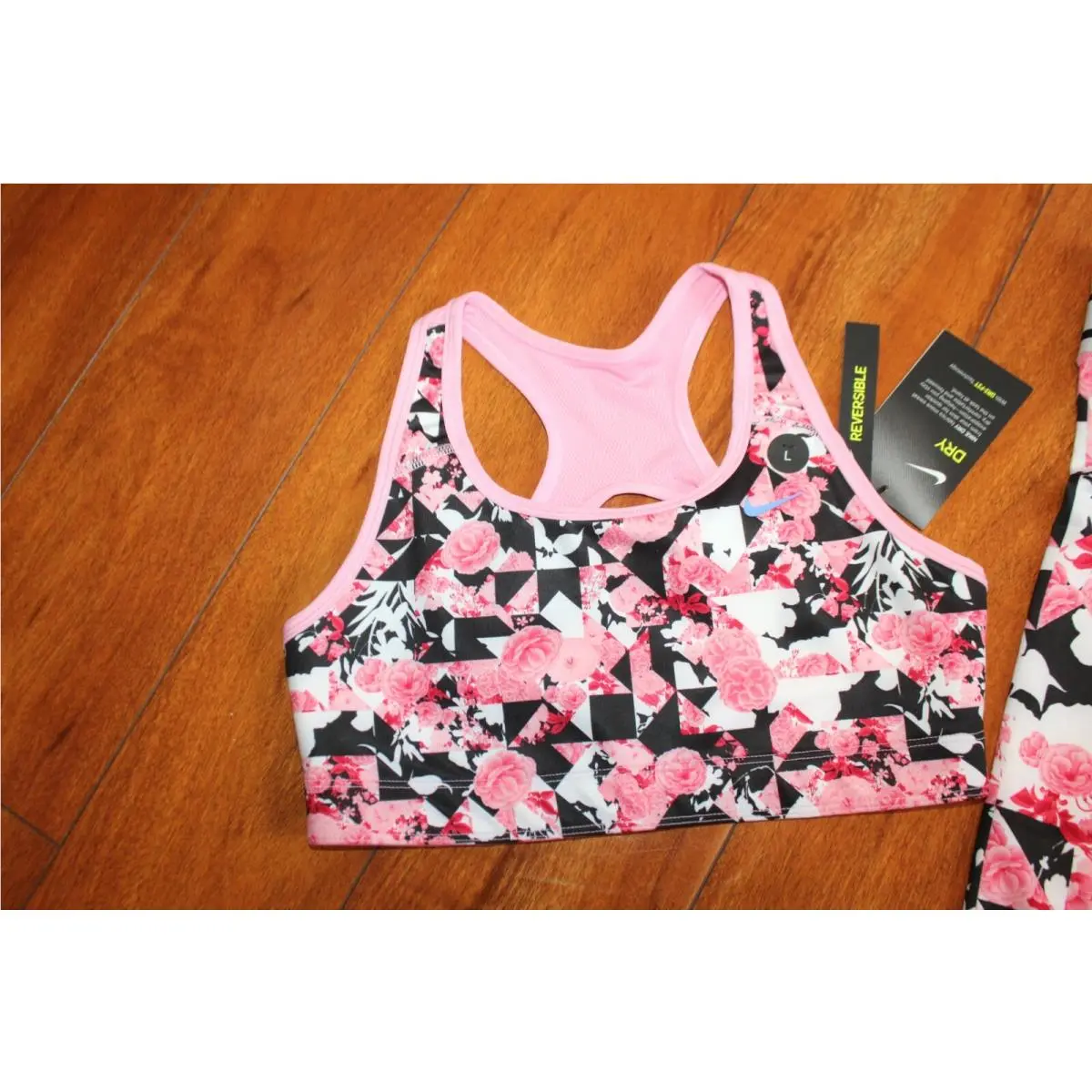 Nike clothing - PINK (UPC: 194493346469) 2