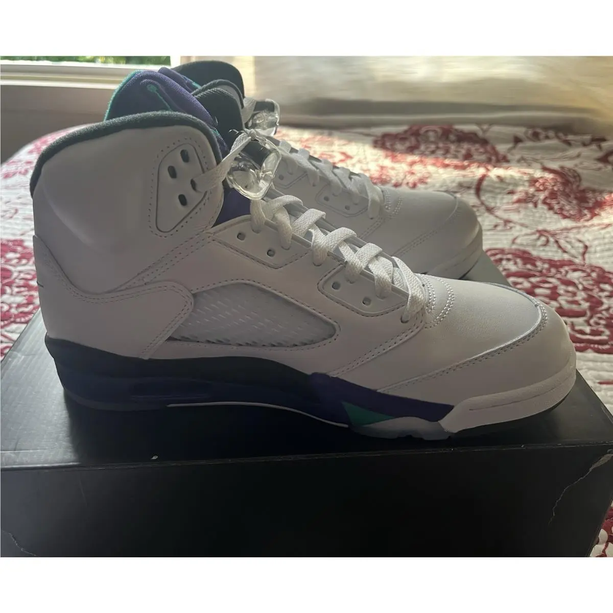 Nike shoes - Air Jordan 5 - Air - White 3