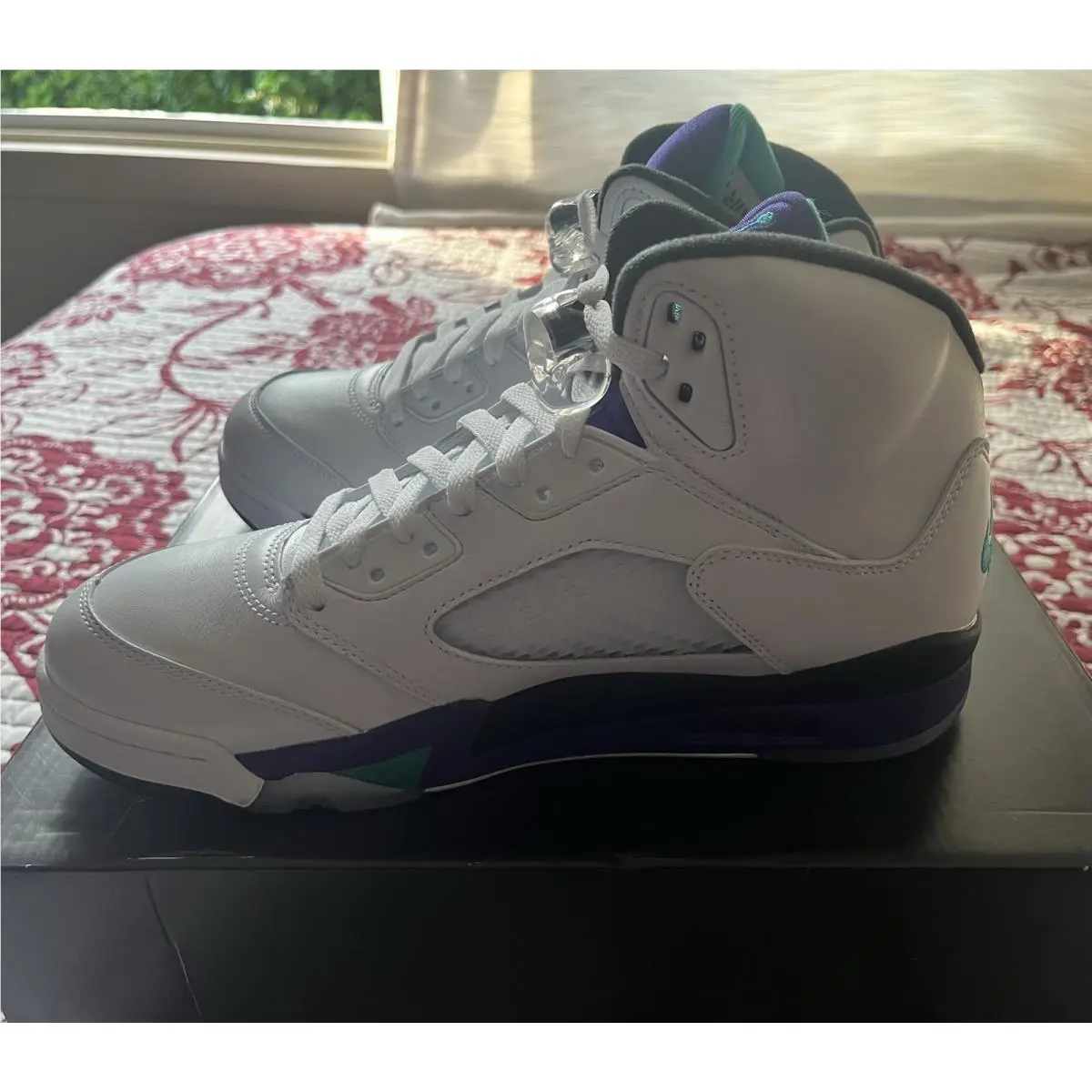 Nike shoes - Air Jordan 5 - Air - White 4