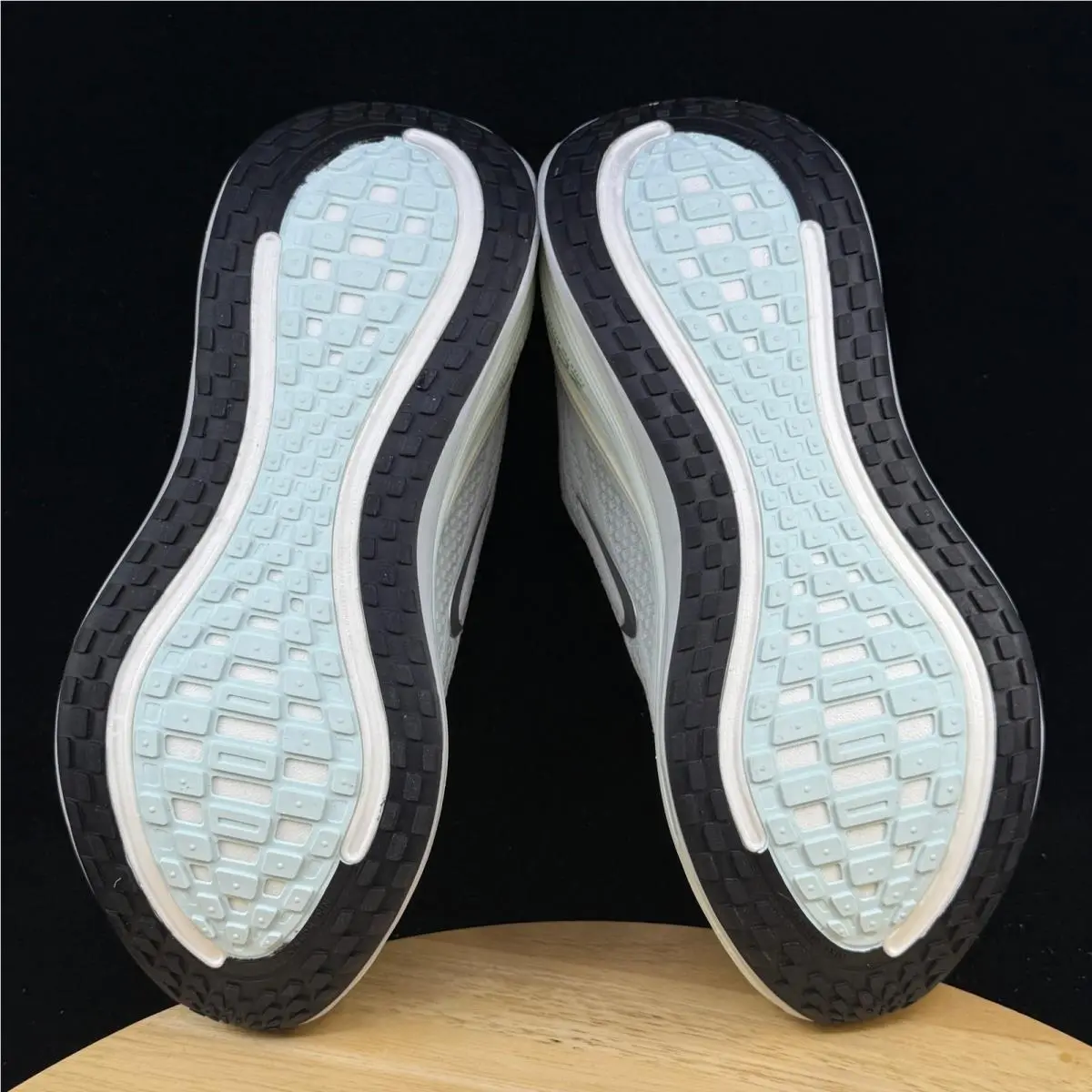 Nike shoes - Green 8