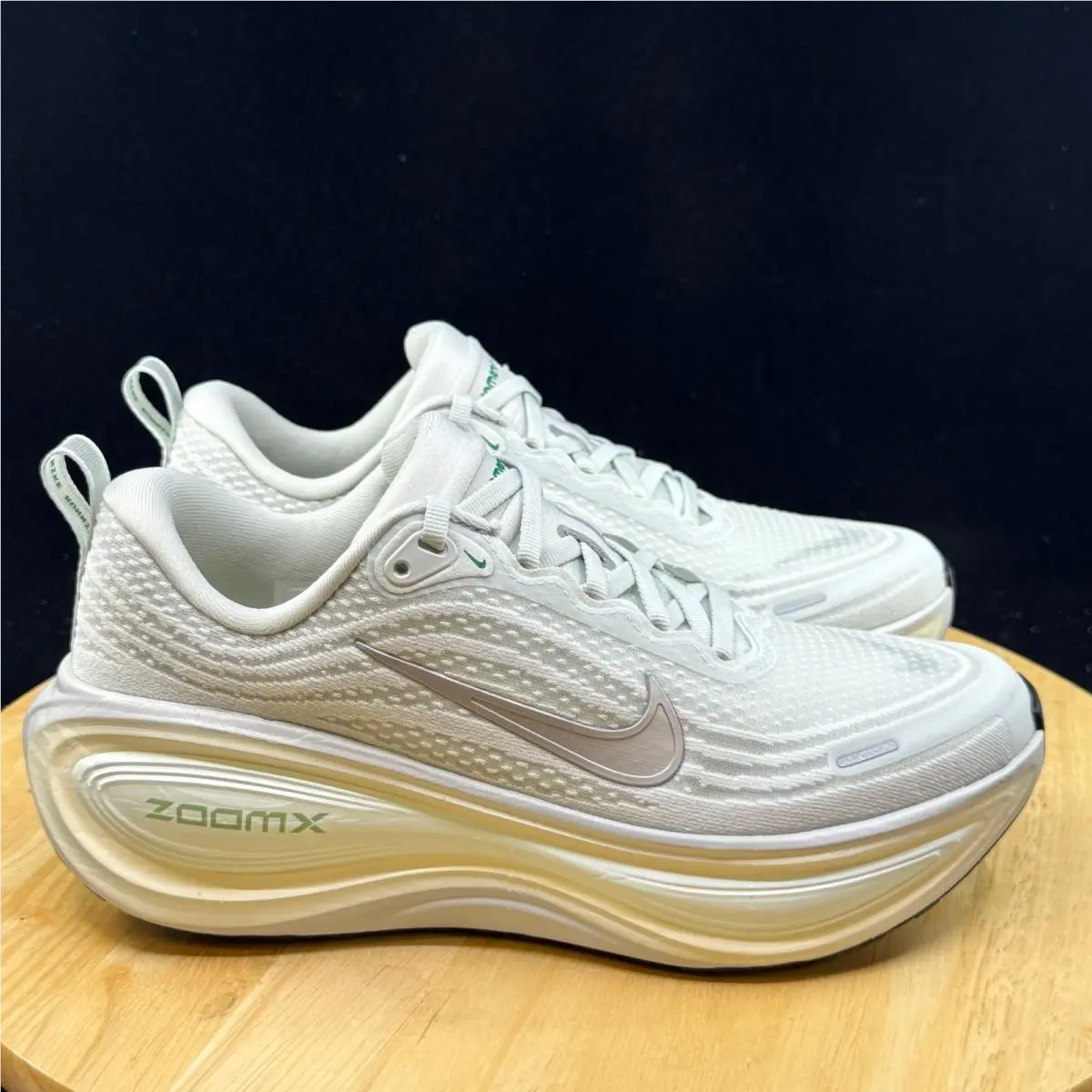 Nike shoes - Green 3