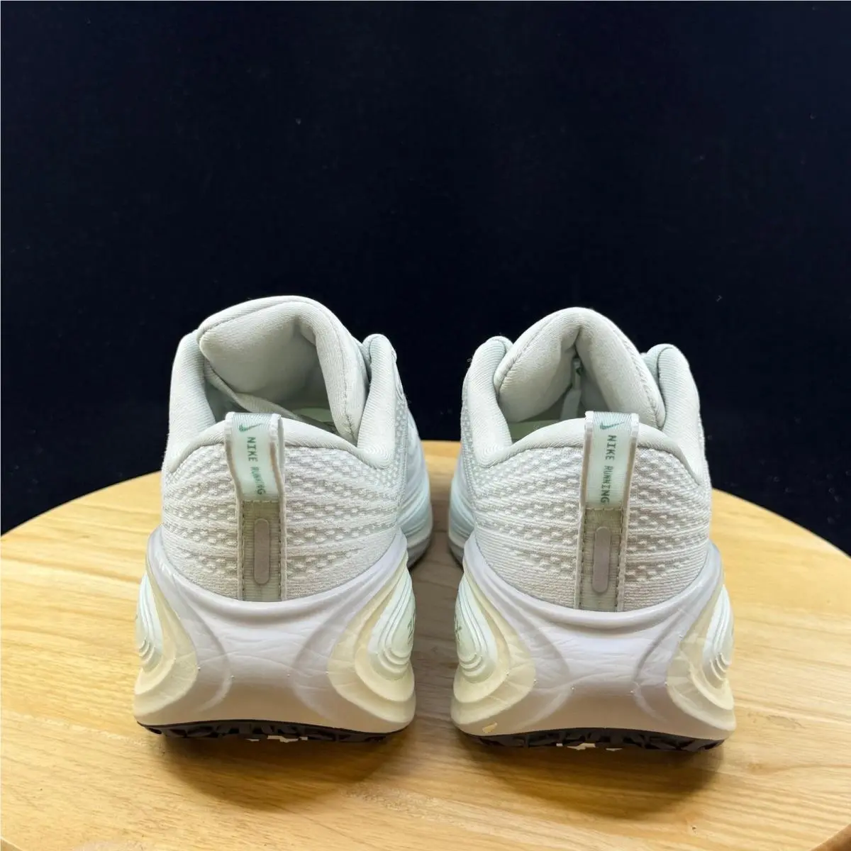Nike shoes - Green 4