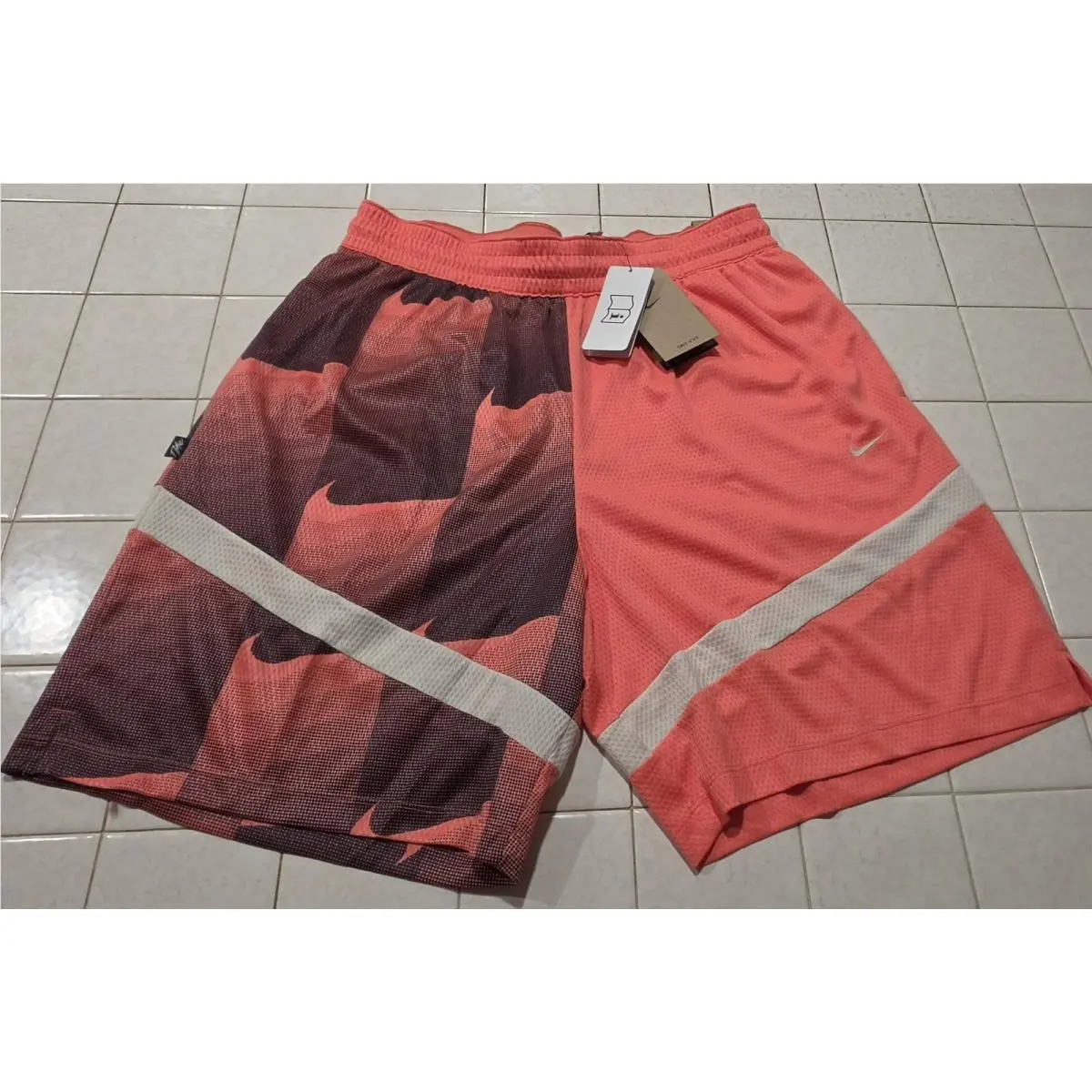 Nike Icon 8 Graphic Sample Unreleased Basketball Shorts Orange FZ0244 Men`s L