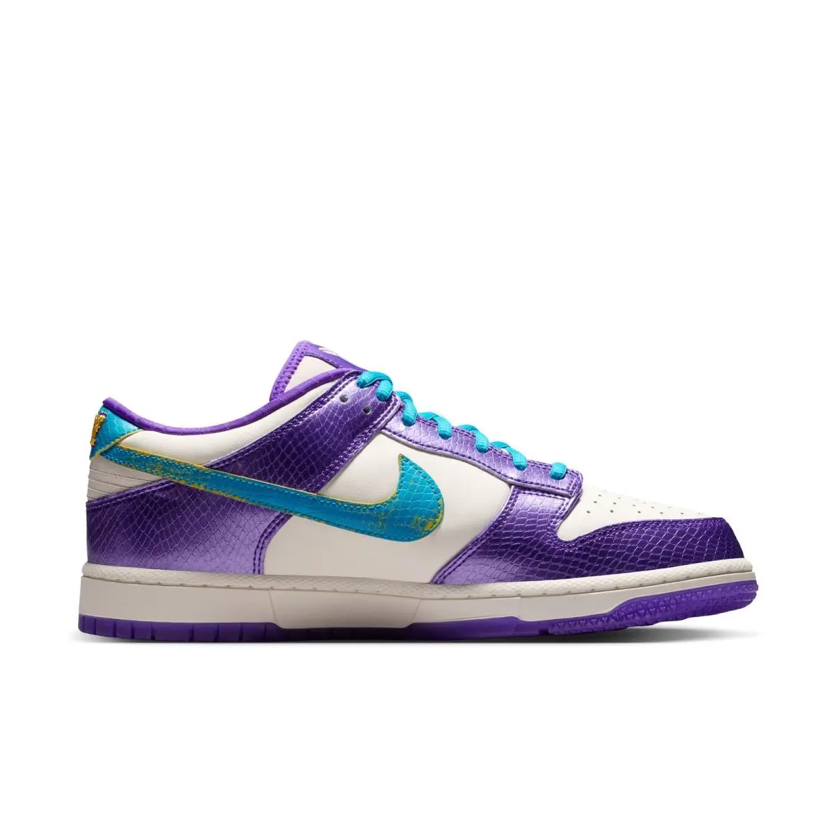 Nike shoes - Multicolor 3