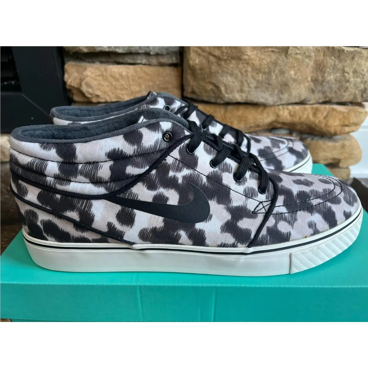 Nike shoes - Nike SB Zoom Stefan Janoski - 443095-101 - Black 2