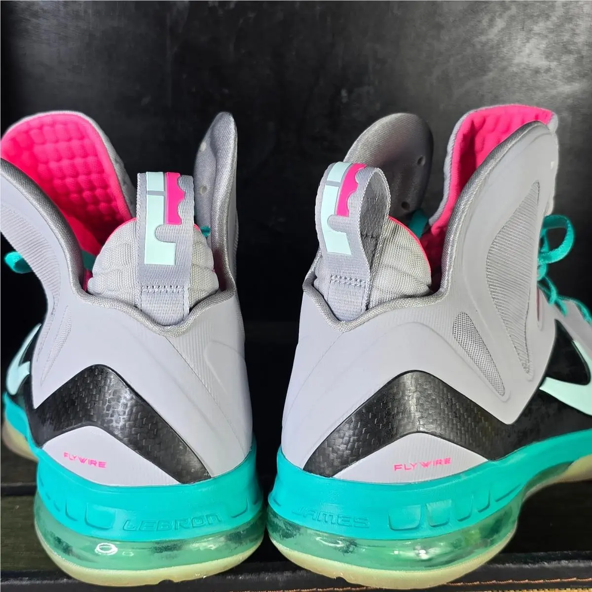 Nike shoes - LeBron 9 PS Elite - LeBron Elite - 516958 001 - Gray 4