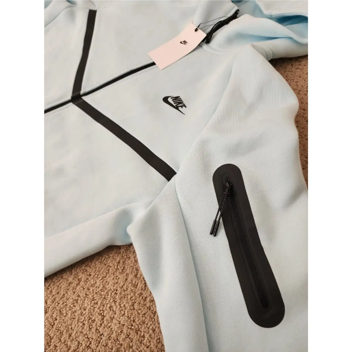 Nike clothing - Nike Tech Windrunner - Tech Windrunner - HV0949-017 - Cannon/Black 2