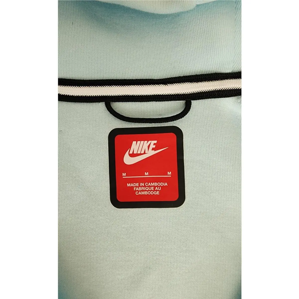 Nike clothing - Nike Tech Windrunner - Tech Windrunner - HV0949-017 - Cannon/Black 4
