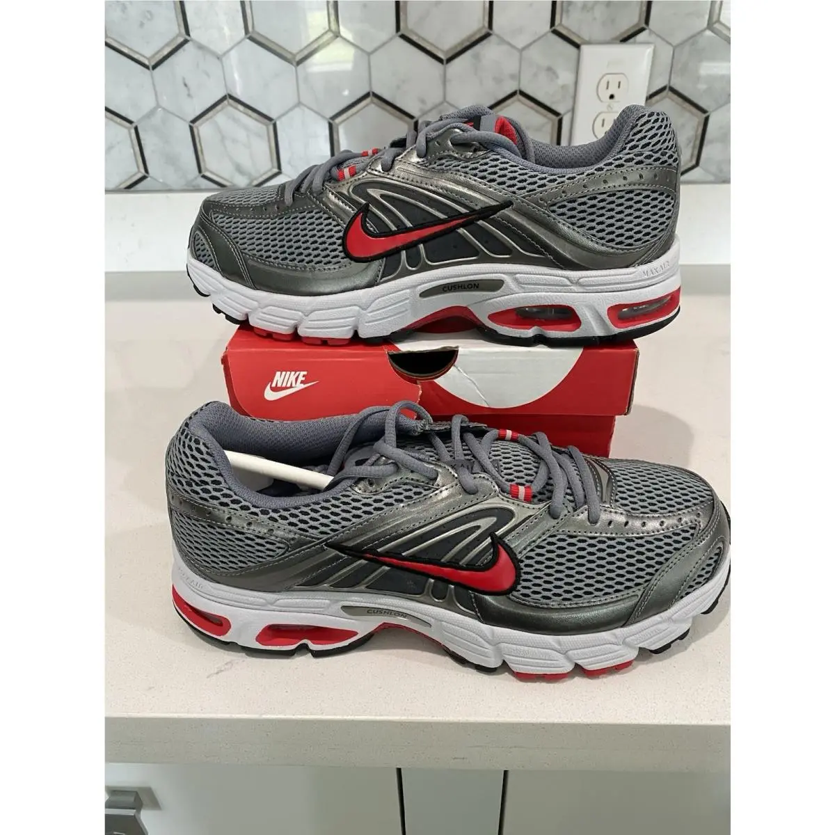 Mens Nike Air Max Moto 2K Sneakers Shoes Size 10