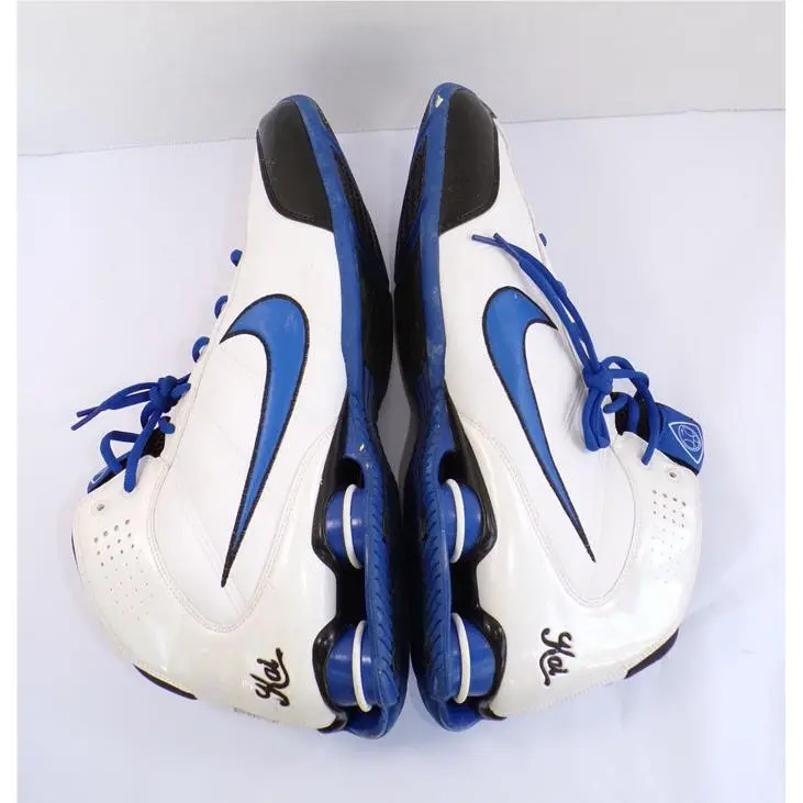 Nike shoes - White 2