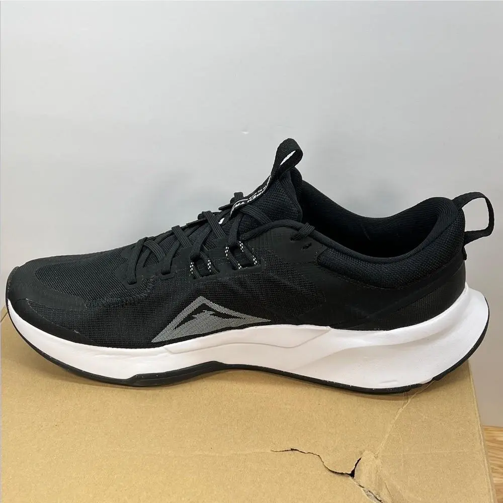 Nike shoes - Black 2