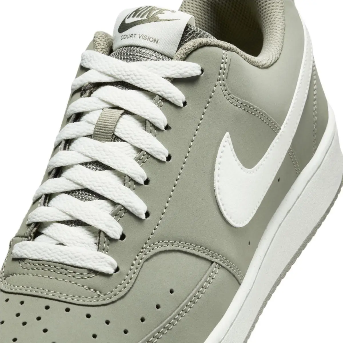 Nike shoes - Green (UPC: 197859095599) 0