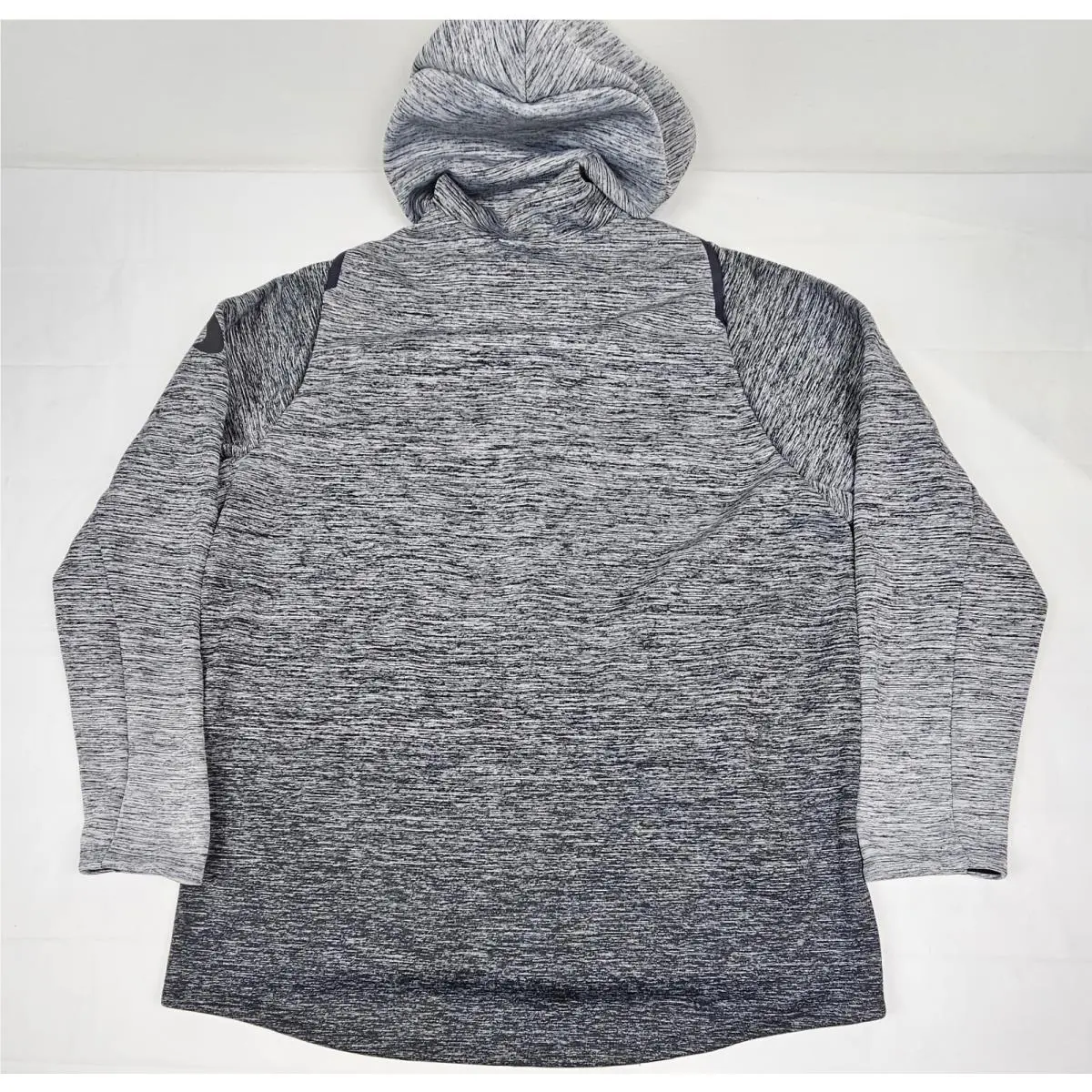 Nike clothing - Therma Sphere Max - Therma Sphere Max - 932038-010 - Gray (UPC: 101887509713) 3
