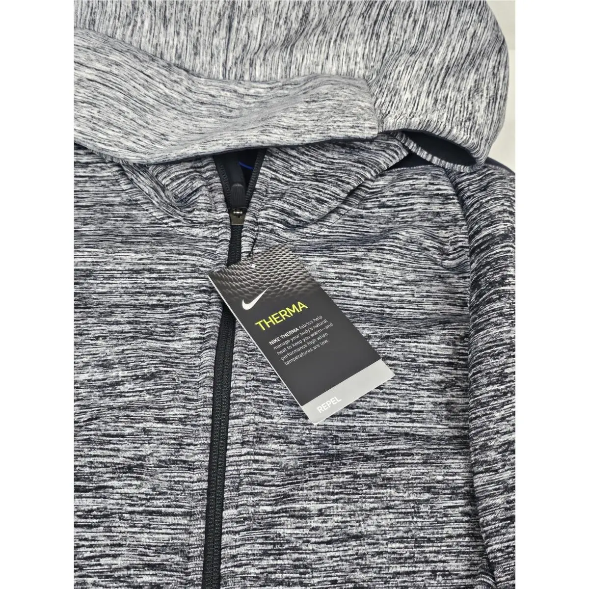 Nike clothing - Therma Sphere Max - Therma Sphere Max - 932038-010 - Gray (UPC: 101887509713) 2