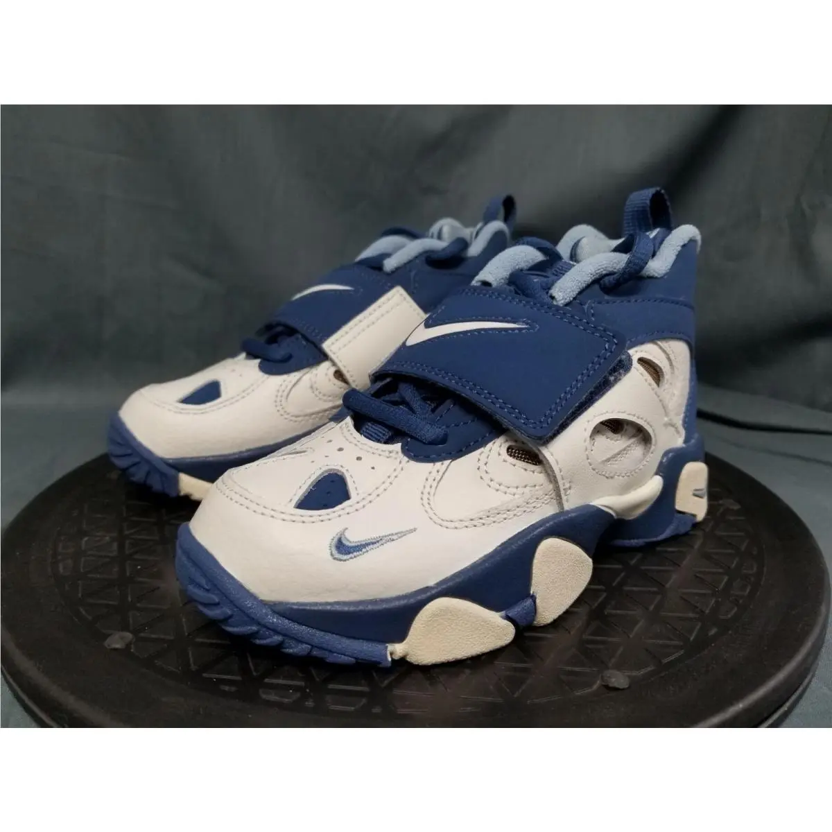 Nike shoes - Nike Air Diamond Turf 2 - IR4726 100 - Sail/Mystic Navy/Blue Grey 2